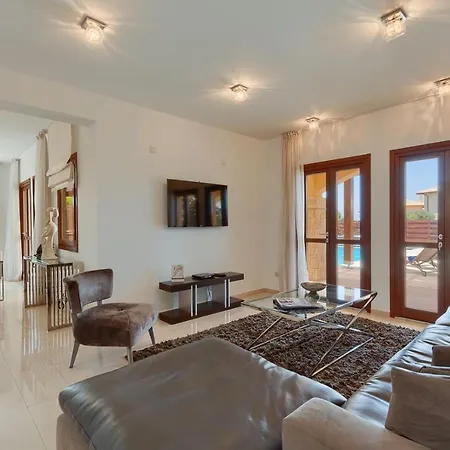 Aphrodite Hills Holiday Residences Elite Villas 2 Bedroom Elite Junior Villa - Aj06 *
